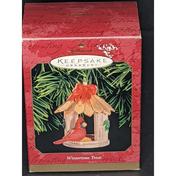 Hallmark Keepsake Ornament WINTERTIME TREAT Christmas Cardinal 1999 Vintage - Picture 1 of 6